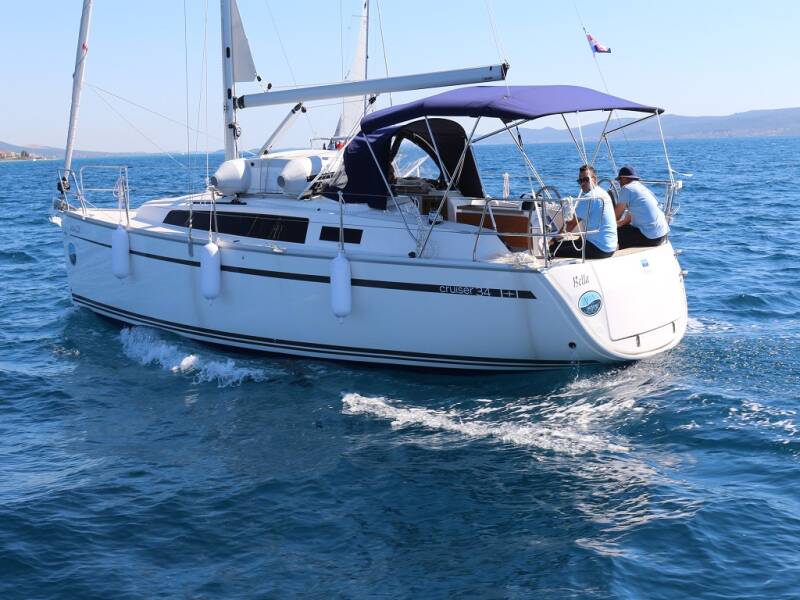 Bavaria Cruiser 34 • Bella