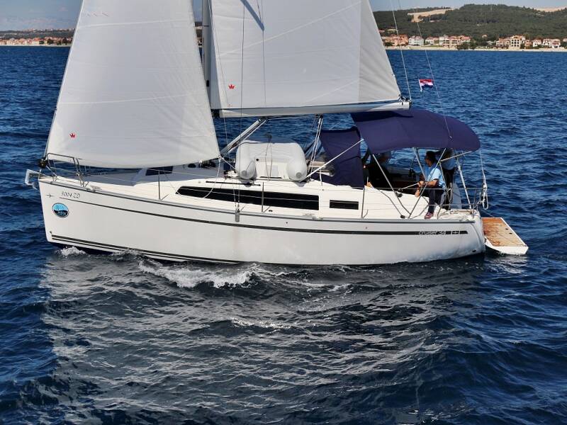 Bavaria Cruiser 34 • Vita