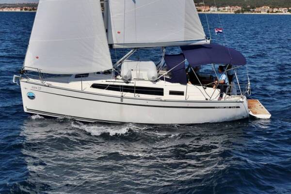 Bavaria Cruiser 34 • Vita