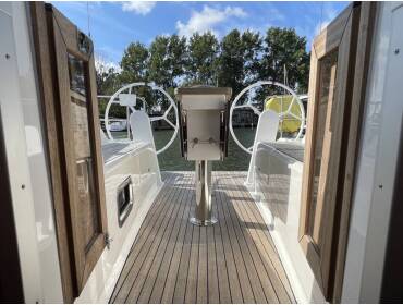 Bavaria Cruiser 34 • TWENTYTWO