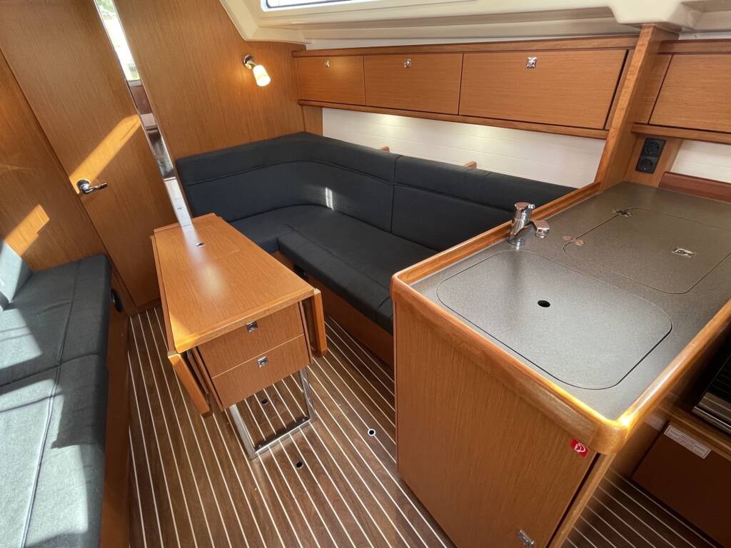Bavaria Cruiser 34 TWENTYTWO