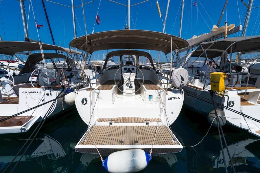 Bavaria Cruiser 36 • Estela