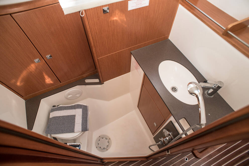 Bavaria Cruiser 37 TAKIS II