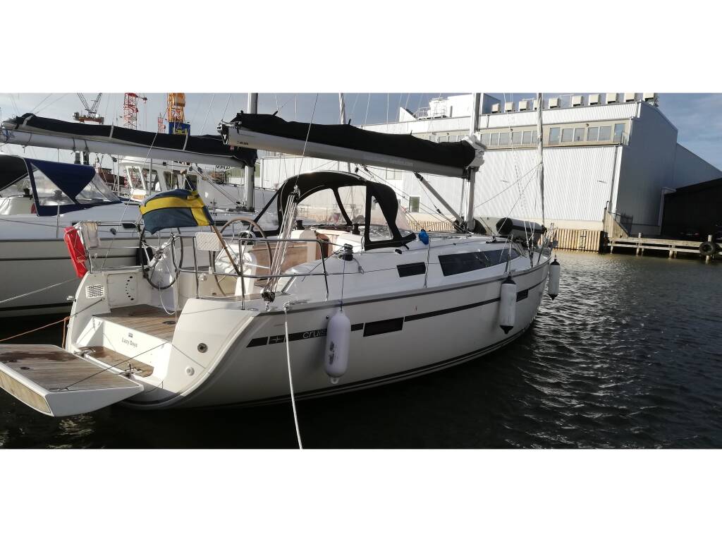 Bavaria Cruiser 37 Lazy Days