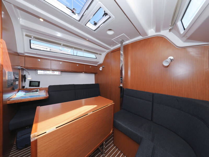 Bavaria Cruiser 37 Lupe