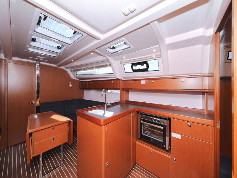 Bavaria Cruiser 37 Lupe