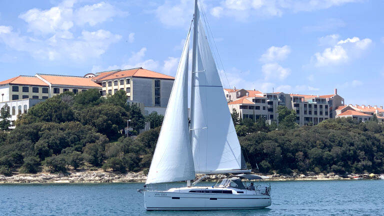 Bavaria Cruiser 37 Bibi