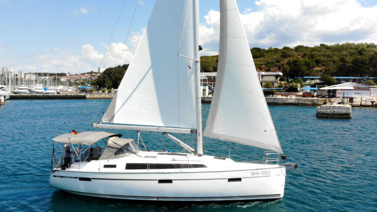 Bavaria Cruiser 37 Bibi