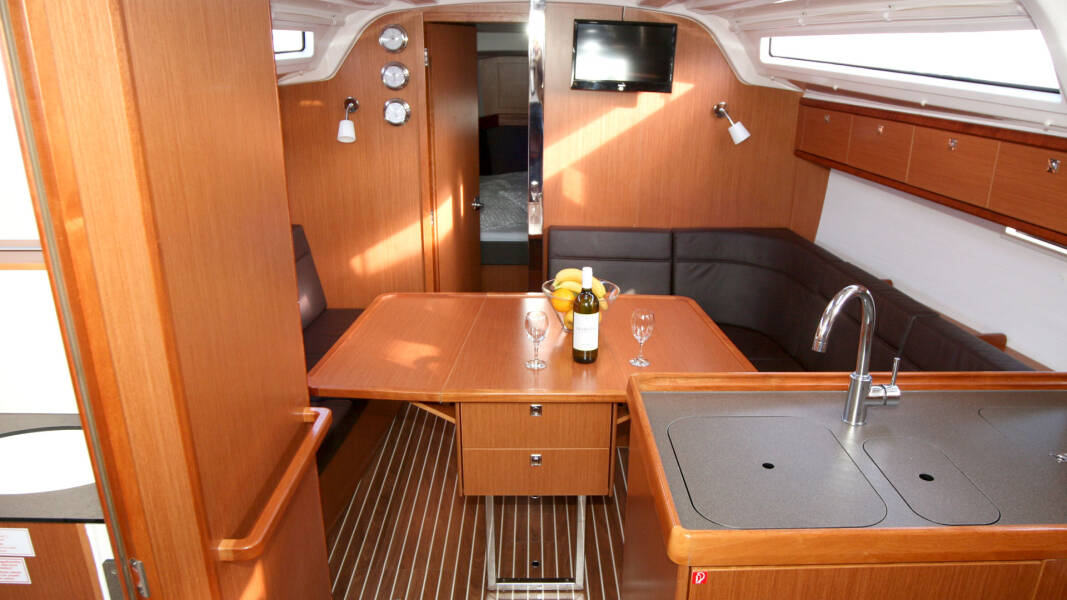 Bavaria Cruiser 37 Bibi