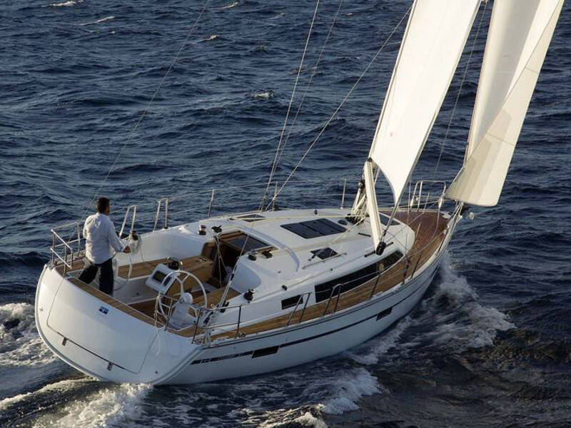 Bavaria Cruiser 37 Aventura