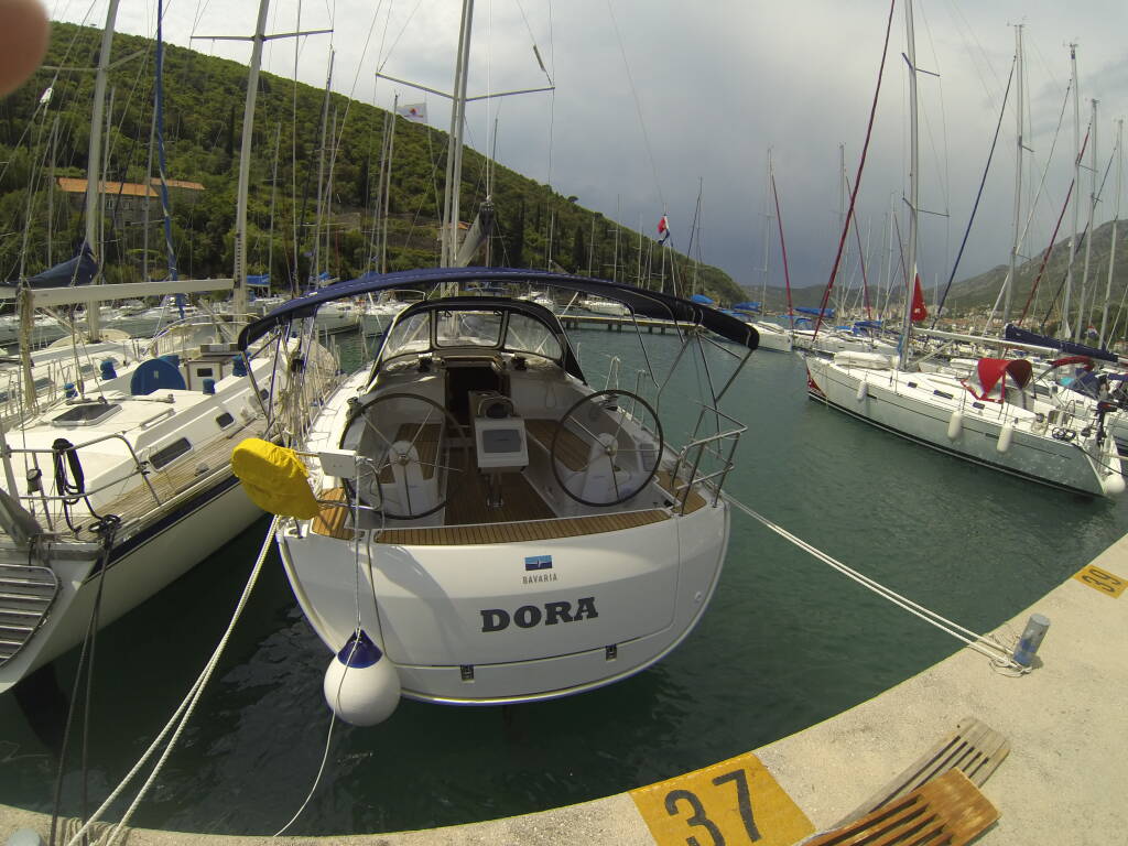 Bavaria Cruiser 37 Dora