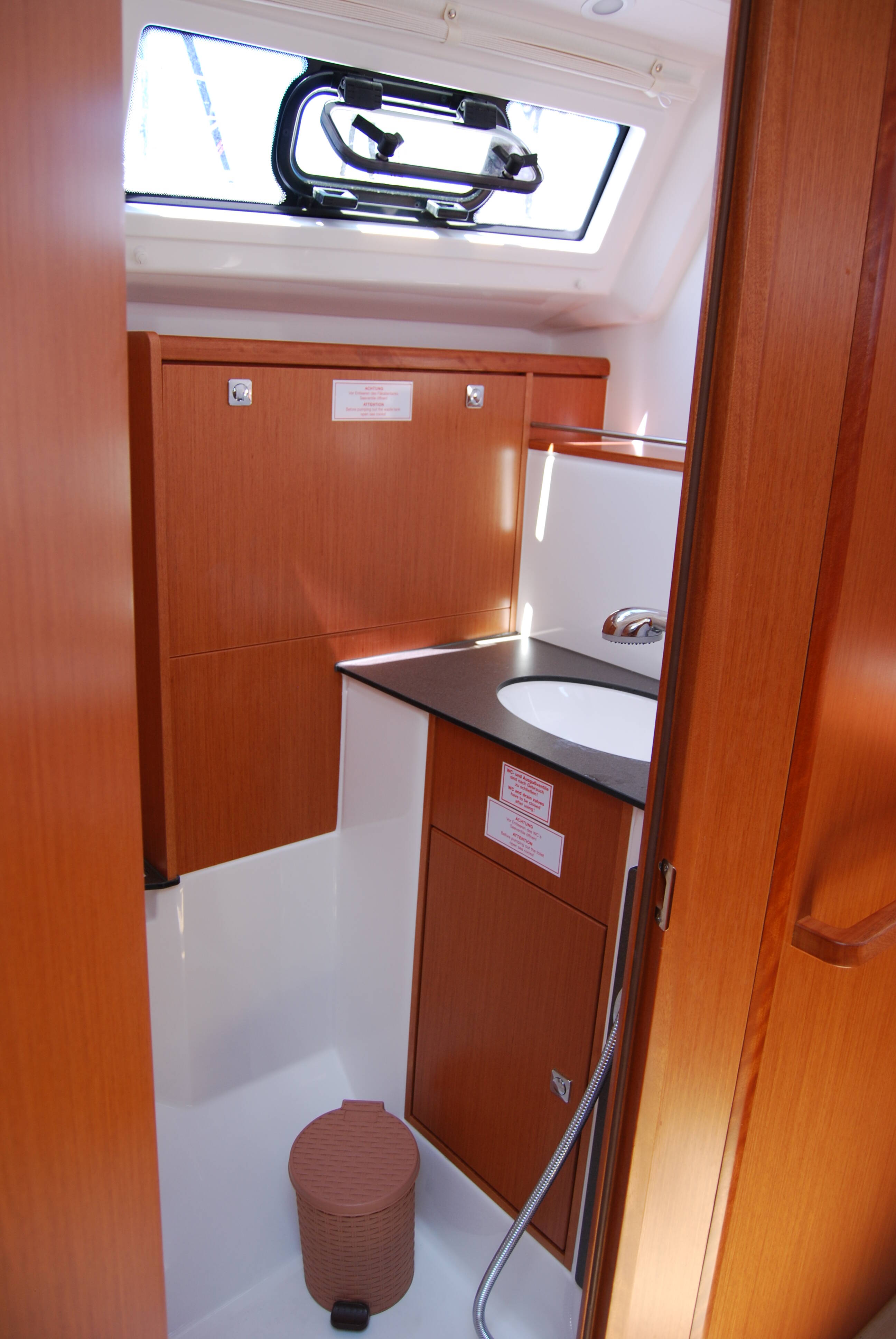 Bavaria Cruiser 37 Anemos
