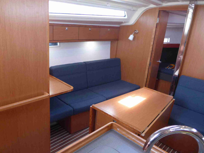 Bavaria Cruiser 37 Blue Passion