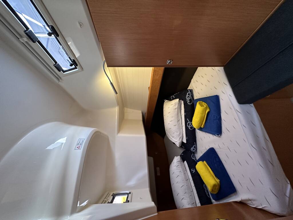 Bavaria Cruiser 37 Crypto