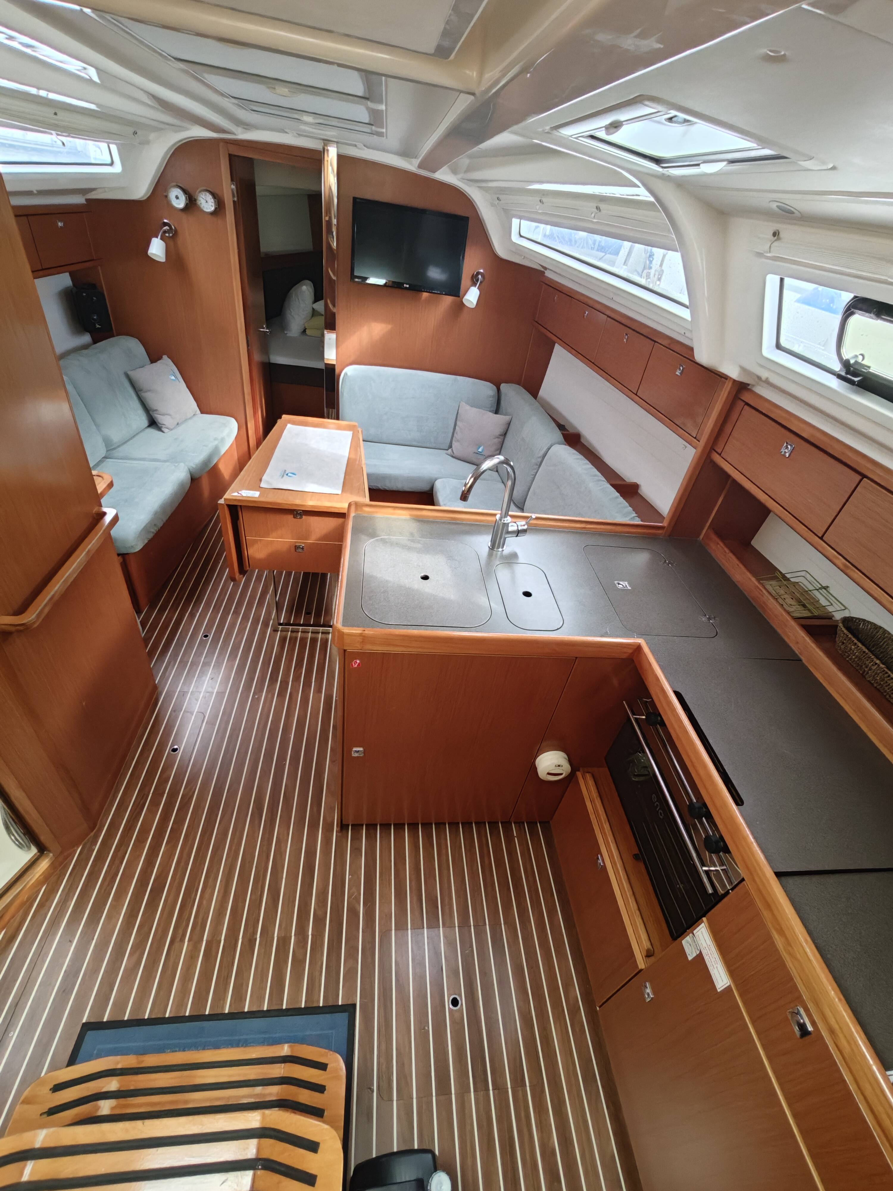 Bavaria Cruiser 37 Bura
