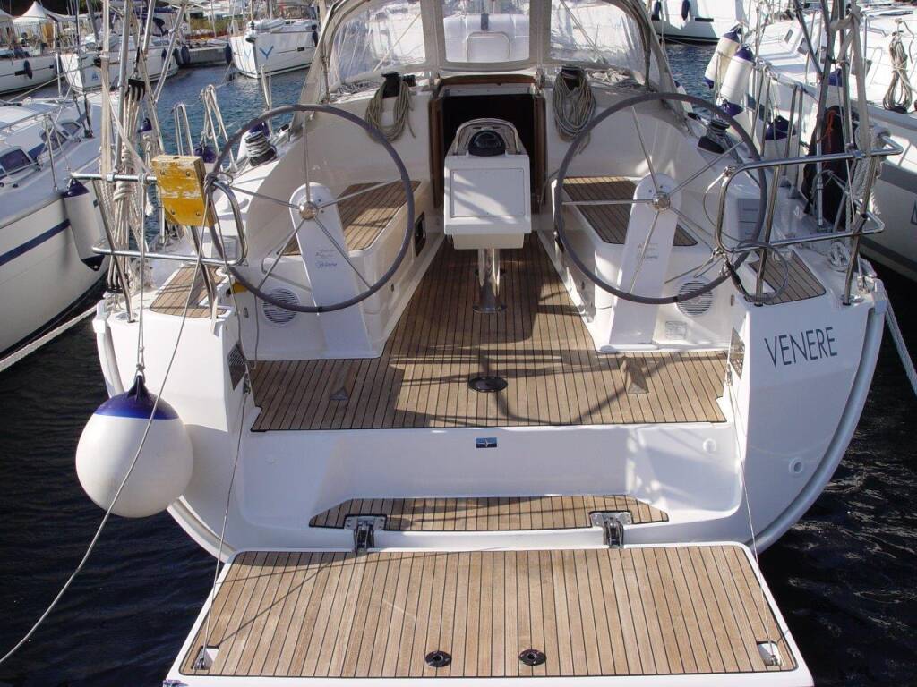 Bavaria Cruiser 37 Venere