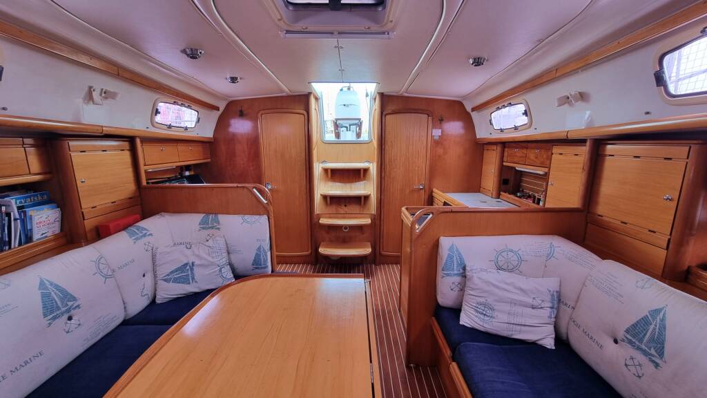 Bavaria Cruiser 37 Hani