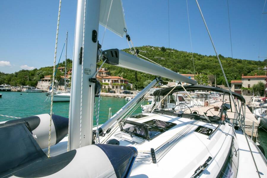 Bavaria Cruiser 37 ALANI