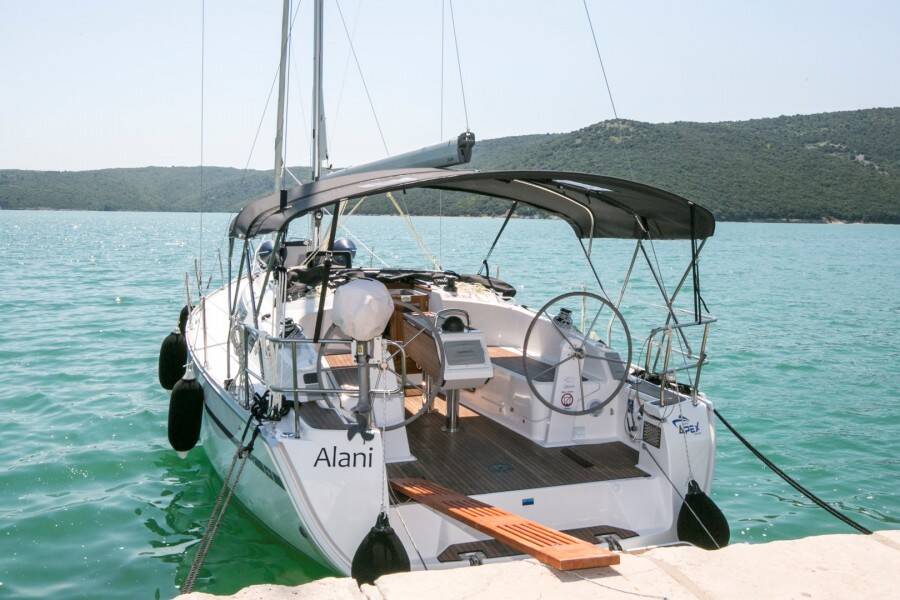 Bavaria Cruiser 37 ALANI