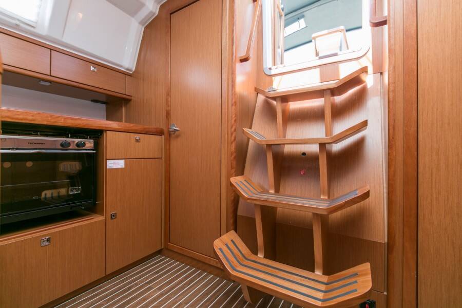 Bavaria Cruiser 37 ALANI