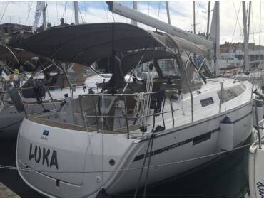 Bavaria Cruiser 37 • Luka