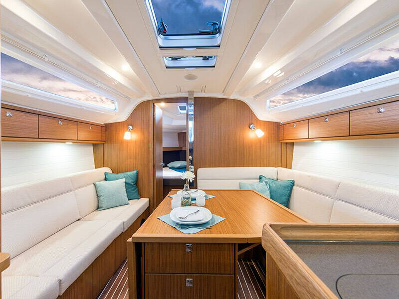 Bavaria Cruiser 37 Luka