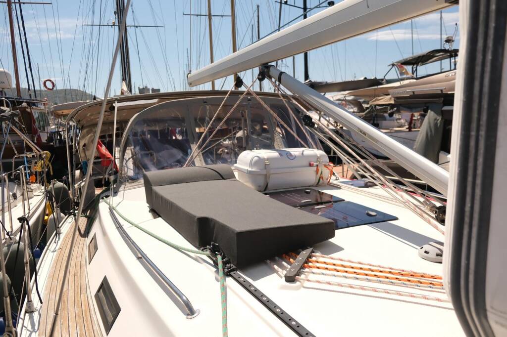Bavaria Cruiser 40 Spark 1