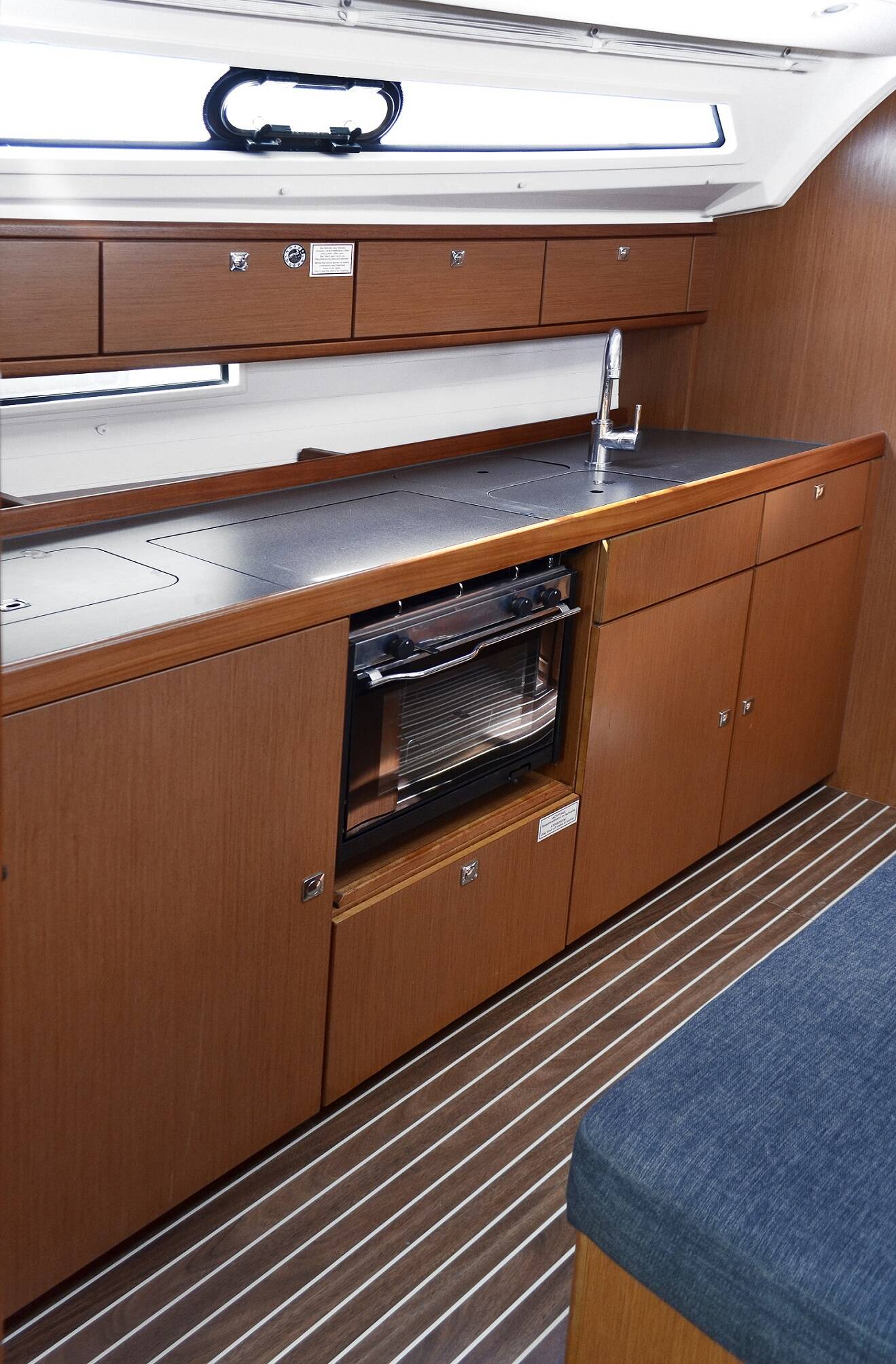 Bavaria Cruiser 41 refit 2025 Dioni