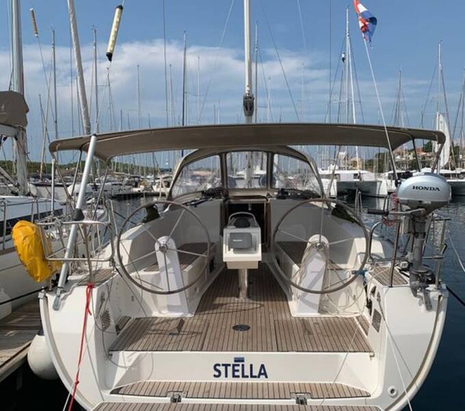 Bavaria Cruiser 41 • Stella
