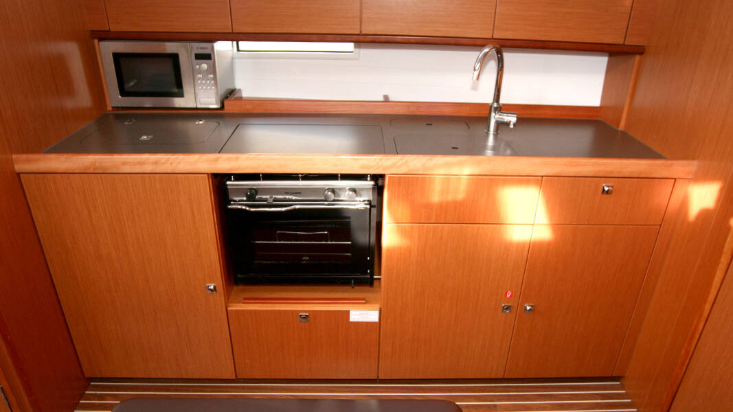 Bavaria Cruiser 41 Raven