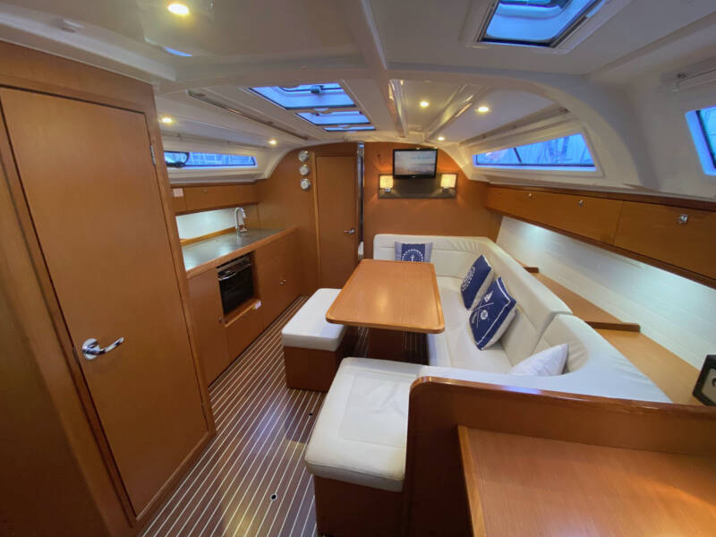 Bavaria Cruiser 41 Raven