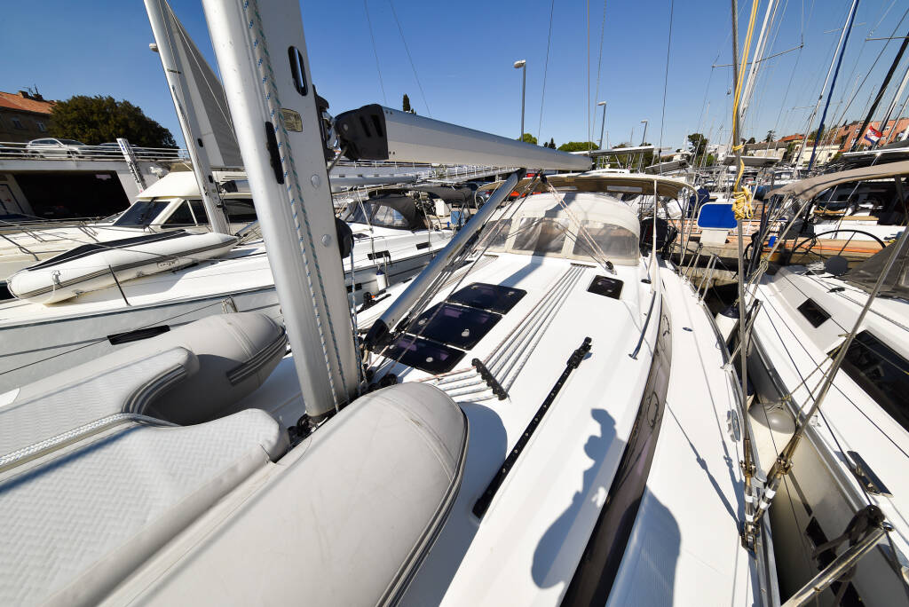 Bavaria Cruiser 41 CHILL BILL
