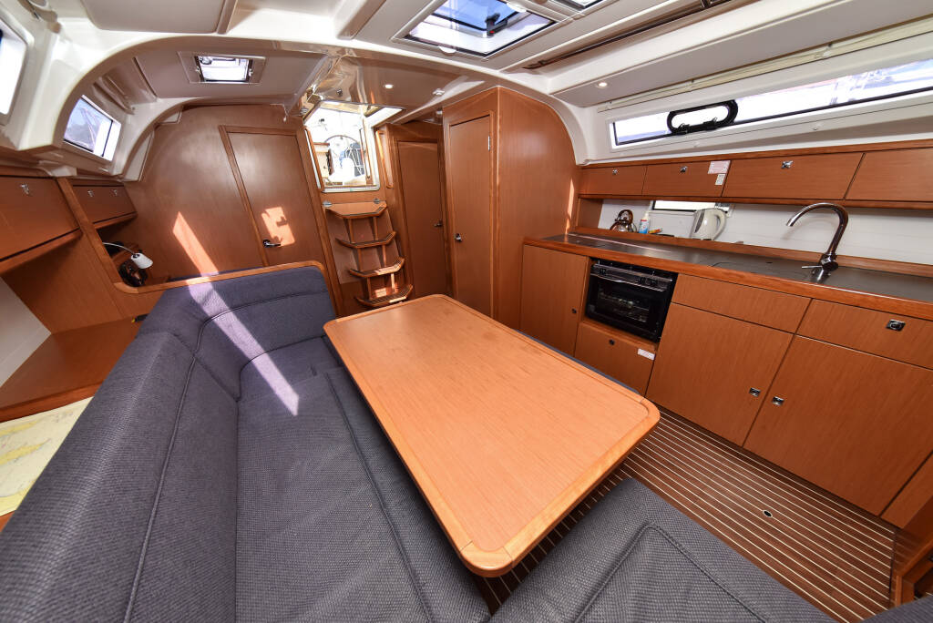 Bavaria Cruiser 41 CHILL BILL