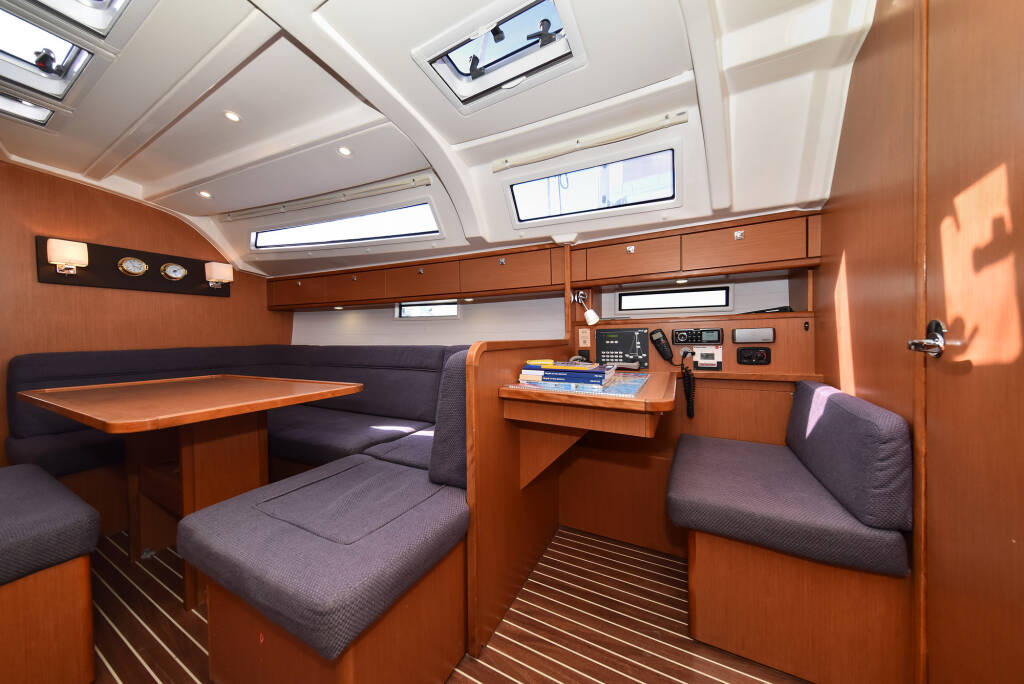 Bavaria Cruiser 41 CHILL BILL