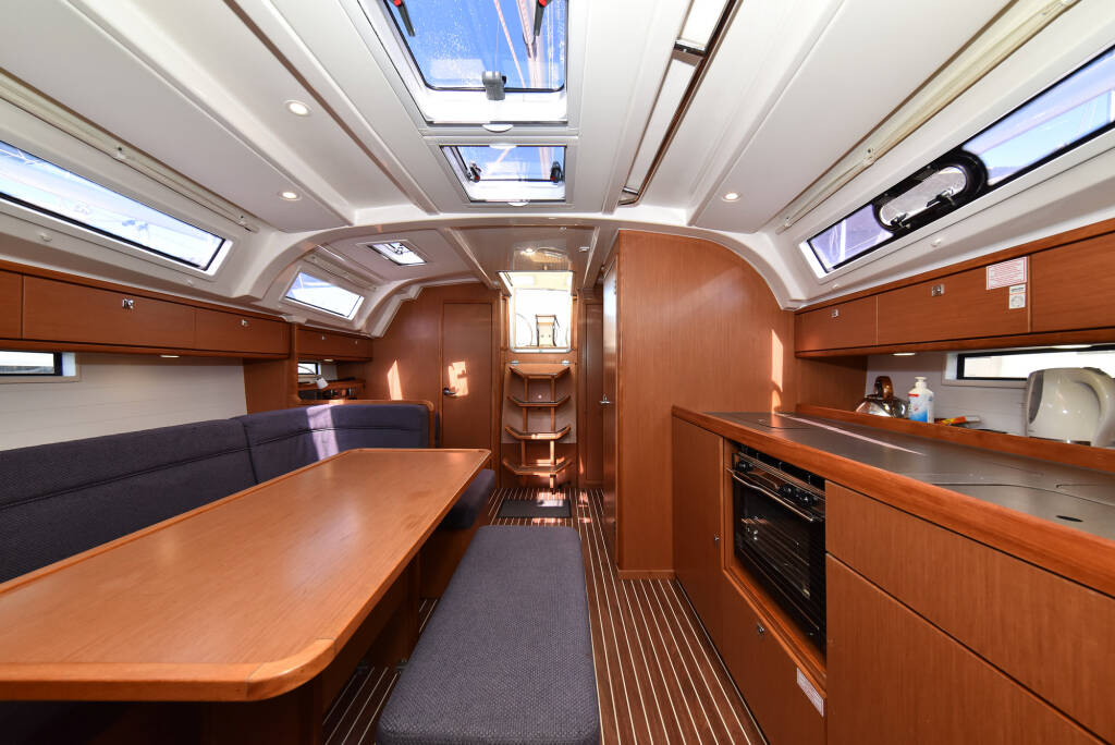 Bavaria Cruiser 41 CHILL BILL