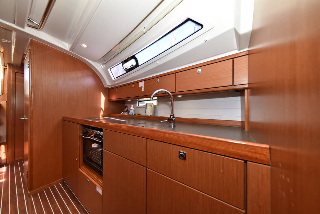 Bavaria Cruiser 41 CHILL BILL