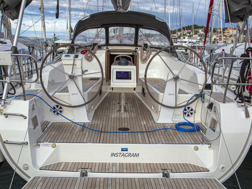 Bavaria Cruiser 41 Instagram