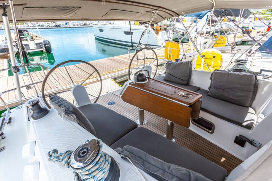 Bavaria Cruiser 41 Patches