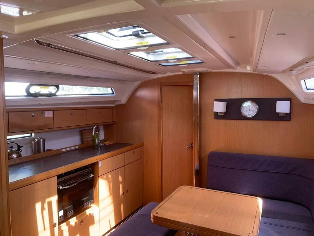 Bavaria Cruiser 41 WHATEVER
