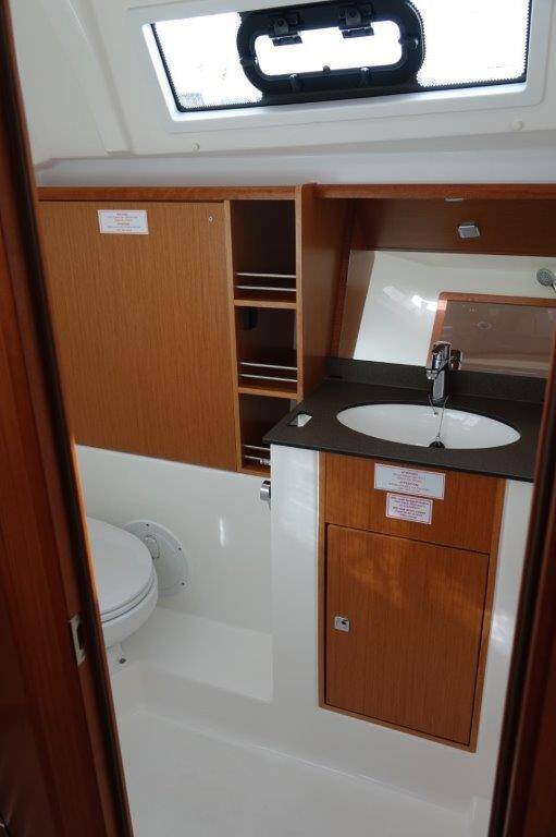 Bavaria Cruiser 41 Oberon