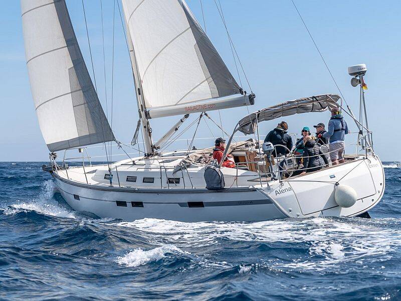 Bavaria Cruiser 45 • Alena