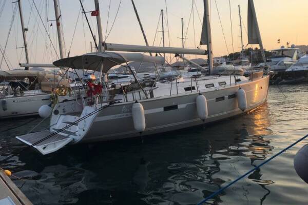 Bavaria Cruiser 45 • Aura 1