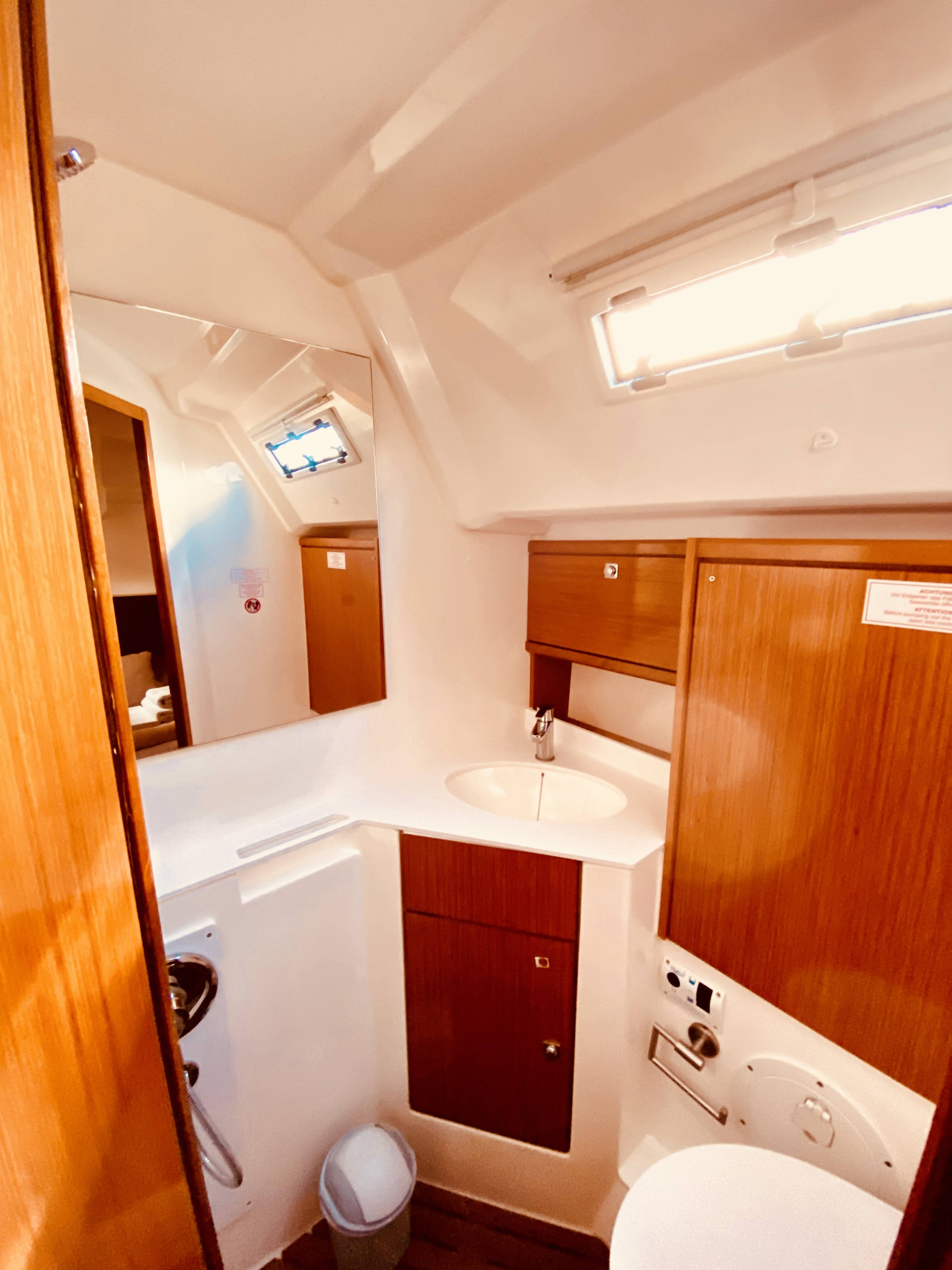 Bavaria Cruiser 46 Style Euphoria (Pax 10)