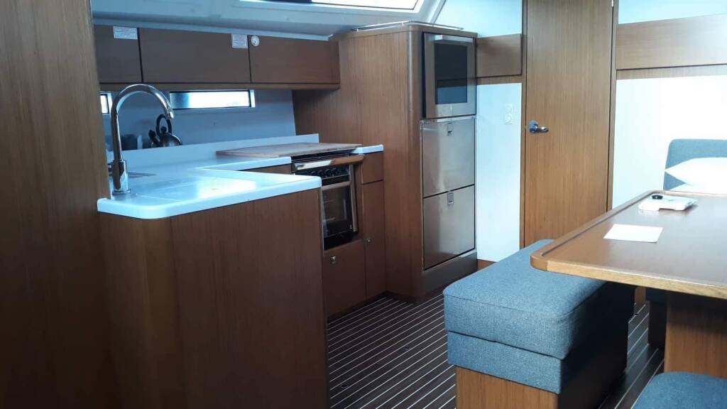 Bavaria Cruiser 46 Style Pinot Gris
