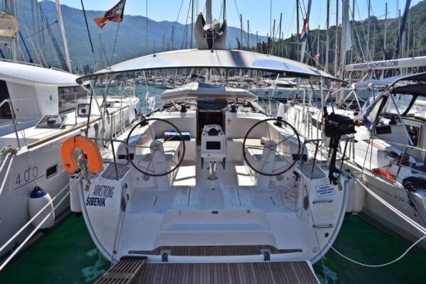 Bavaria Cruiser 46 • ARMSTRONG 