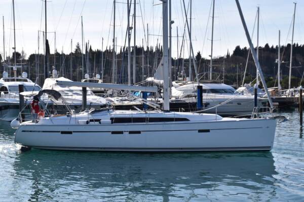 Bavaria Cruiser 46 • Malbec