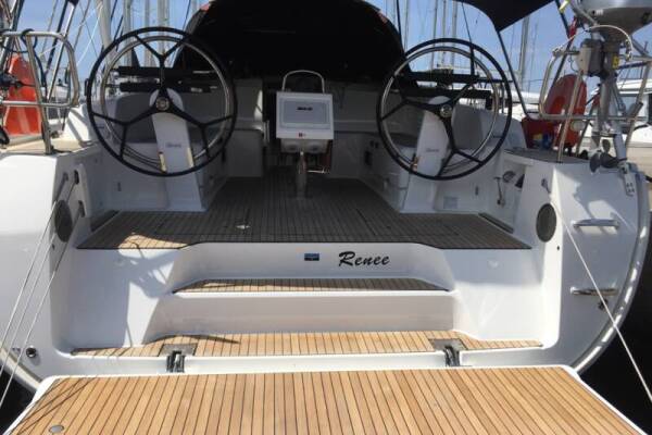 Bavaria Cruiser 46 • Renee