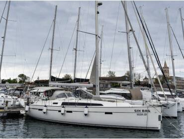 Bavaria Cruiser 46 • SIX BAG