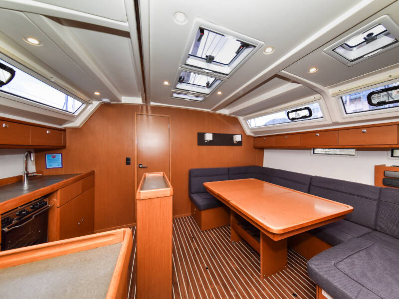 Bavaria Cruiser 46 SIX BAG