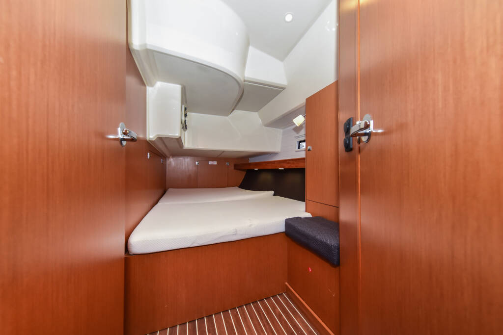 Bavaria Cruiser 46 SIX BAG